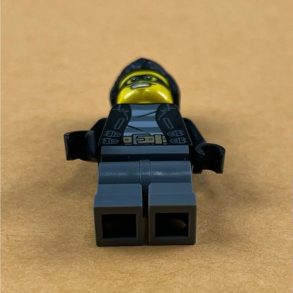 LEGO Cty 0475 City Bandit Mask City Town Police Minifigure 2”